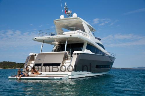 Prestige 750 Yacht beoordelingen en specificaties